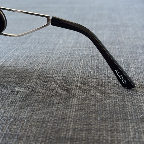 American Eagle and Aldo | neon orange and black geometric sunglasses set - Picture 4 of 4